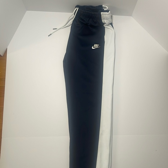 Nike Track Pants - Picture 1 of 6